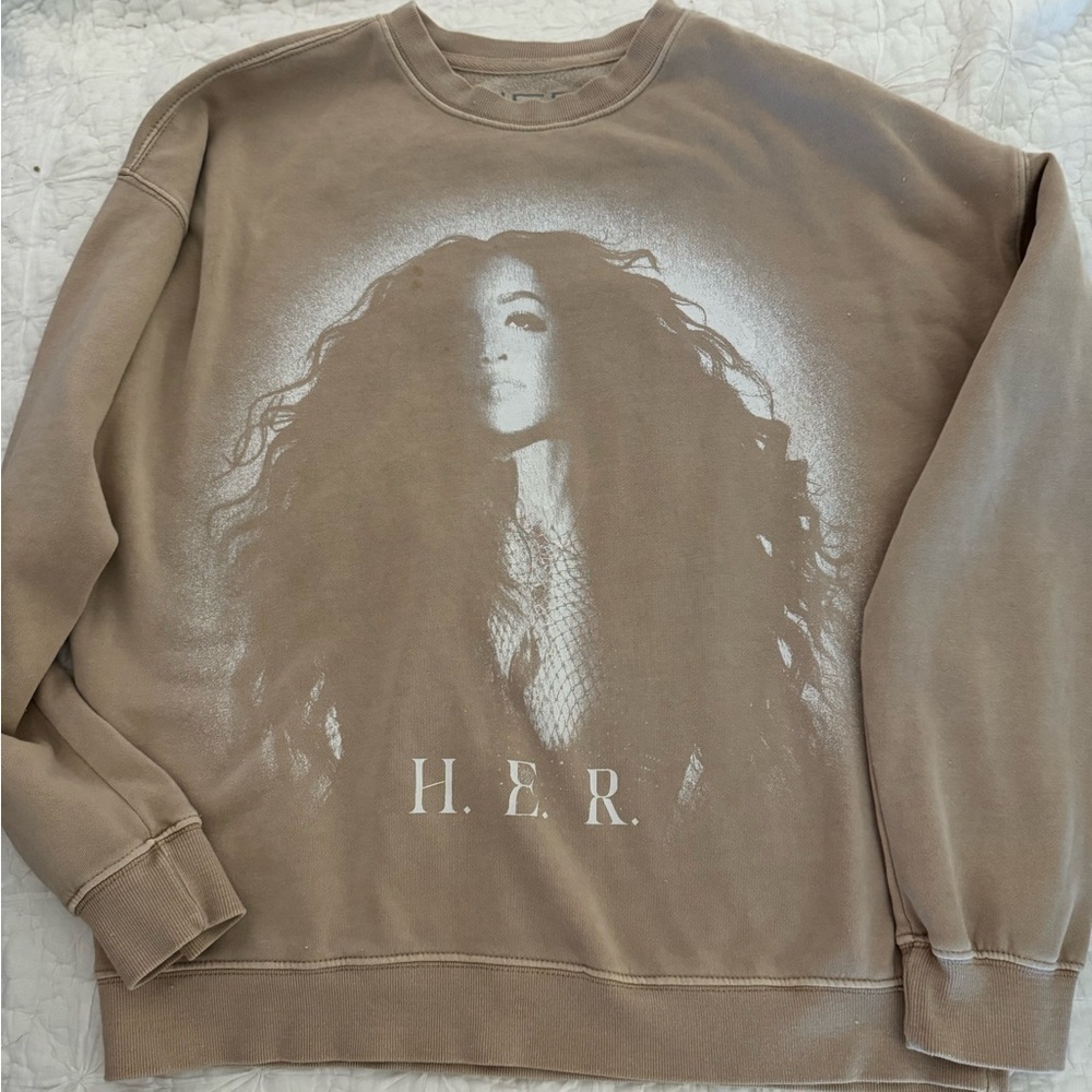 Goodie Two Sleeves H.E.R Graphic Crew Sweatshirt Band Tee Size M Tan Beige